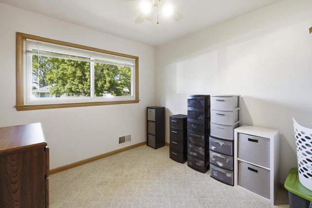 5805 W Fountain AVENUE, Milwaukee, WI 53223