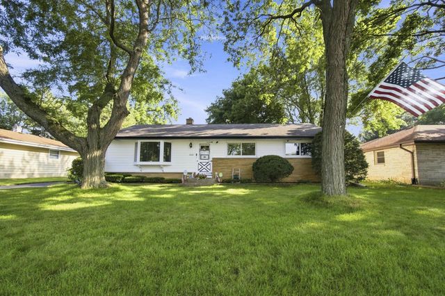 5805 W Fountain AVENUE, Milwaukee, WI 53223