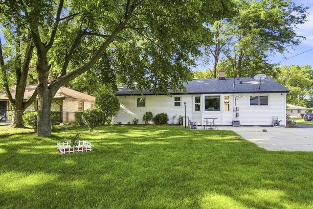 5805 W Fountain AVENUE, Milwaukee, WI 53223