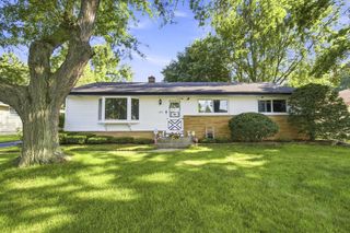 5805 W Fountain AVENUE, Milwaukee, WI 53223