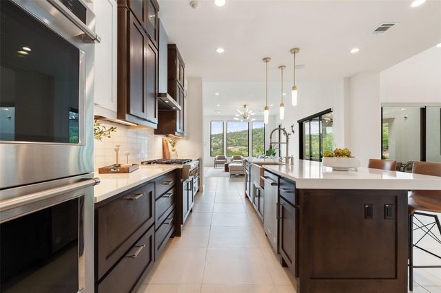 6825 Davenport Divide RD, Austin, TX 78738