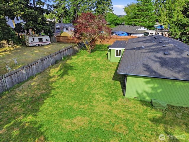 122 Raintree Loop SE, Rainier, WA 98576