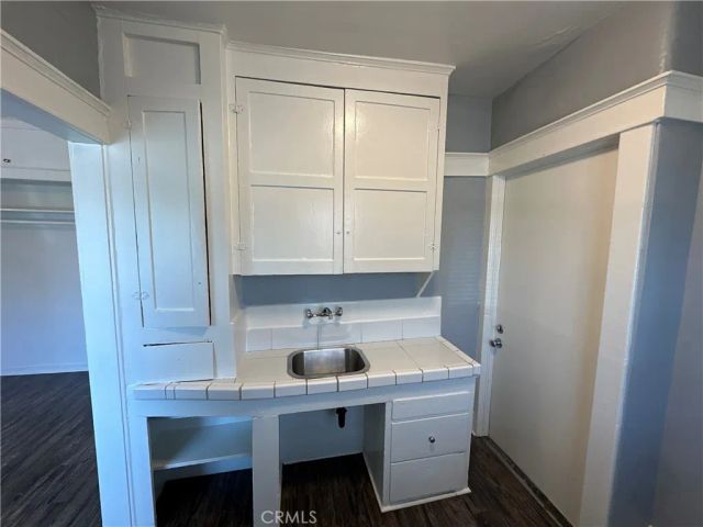 1101 Cherry Avenue, Long Beach, CA 90813