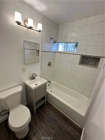 1101 Cherry Avenue, Long Beach, CA 90813