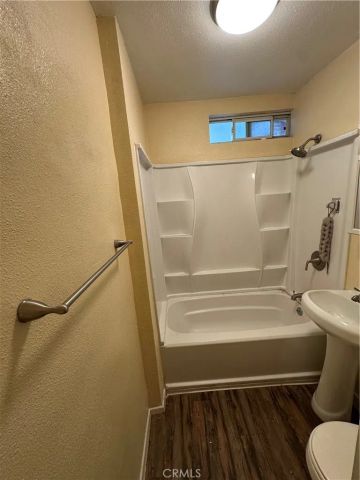 1101 Cherry Avenue, Long Beach, CA 90813