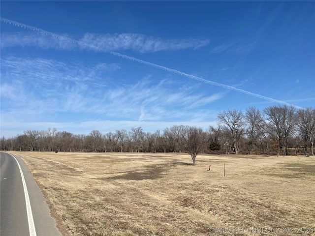 18001 State Highway 51B Highway, Coweta, OK 74429