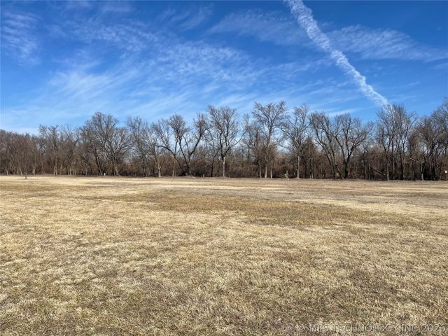 18001 State Highway 51B Highway, Coweta, OK 74429