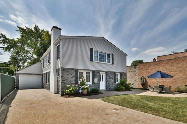 8211 W Grand Avenue, River Grove, IL 60171