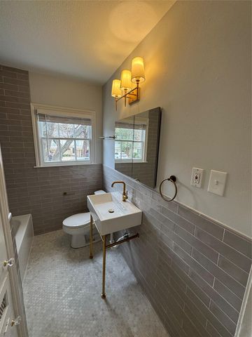 4000 Ramsey Ave A, Austin, TX 78756