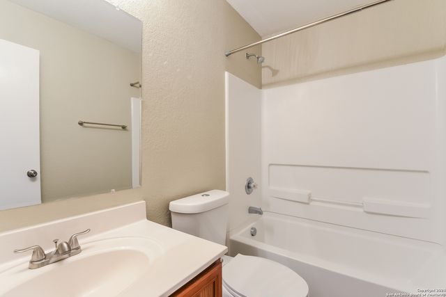 7738 COPPER CAVE, San Antonio, TX 78249