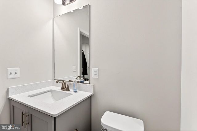 6512 GREENLEIGH, Middle River, MD 21220