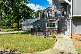 3115 Westacres Drive, West Bloomfield, MI 48324