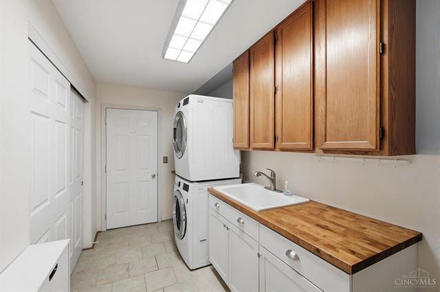 8420 Hambletonian Drive, Symmes Twp, OH 45249