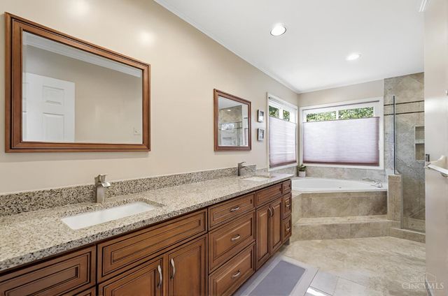 8420 Hambletonian Drive, Symmes Twp, OH 45249