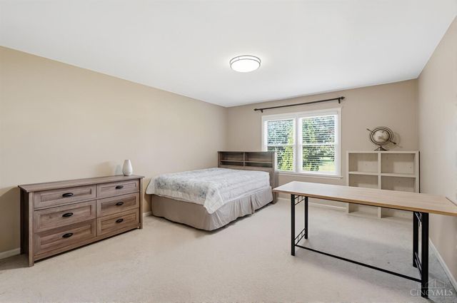8420 Hambletonian Drive, Symmes Twp, OH 45249