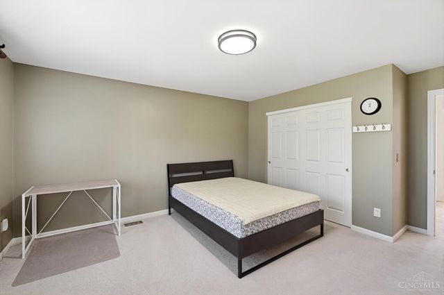 8420 Hambletonian Drive, Symmes Twp, OH 45249