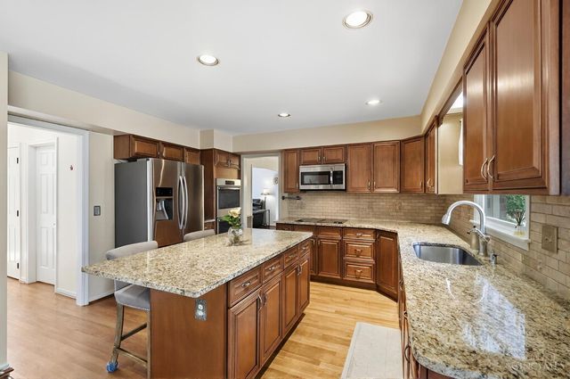 8420 Hambletonian Drive, Symmes Twp, OH 45249