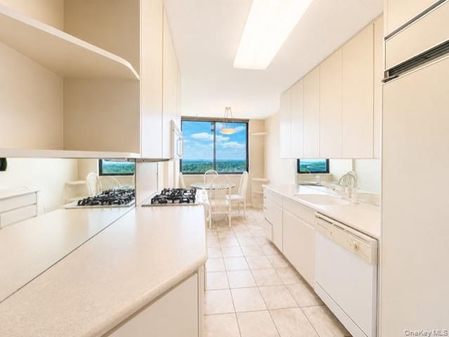 26910 Grand Central Parkway 19O, Floral Park, NY 11005