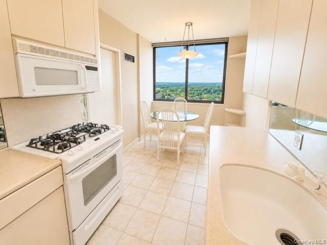 26910 Grand Central Parkway 19O, Floral Park, NY 11005