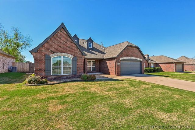 20496 E 47th Street S, Broken Arrow, OK 74014