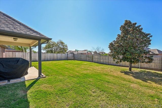 20496 E 47th Street S, Broken Arrow, OK 74014