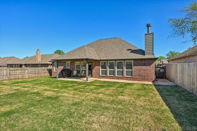 20496 E 47th Street S, Broken Arrow, OK 74014