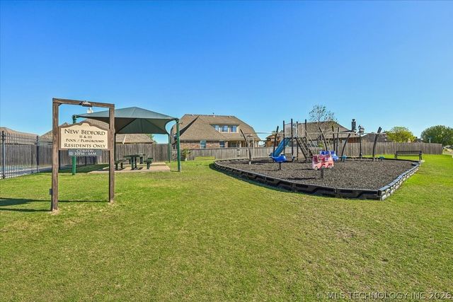 20496 E 47th Street S, Broken Arrow, OK 74014