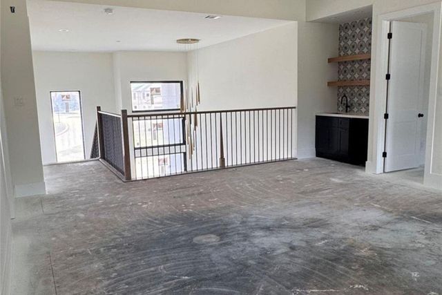 65 Shadow Creek Ridge Drive, Spring, TX 77389