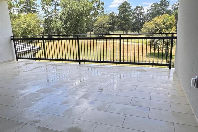 65 Shadow Creek Ridge Drive, Spring, TX 77389