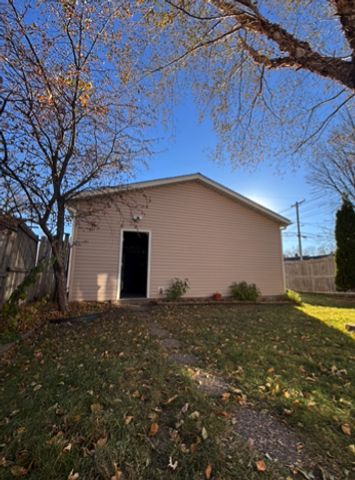 1110 Magnolia Ave, Saint Paul, MN 55106