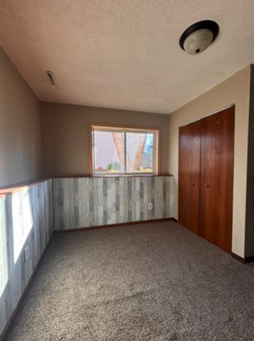 1110 Magnolia Ave, Saint Paul, MN 55106