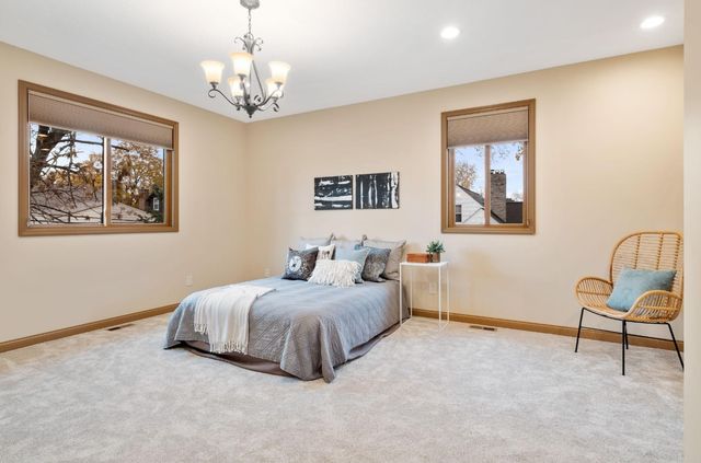 3610 France Avenue S, Saint Louis Park, MN 55416