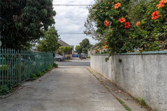 1223 E 46th, Los Angeles, CA 90011