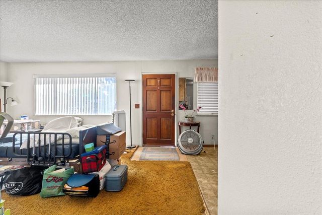7446 Sylvia Way, Sacramento, CA 95822