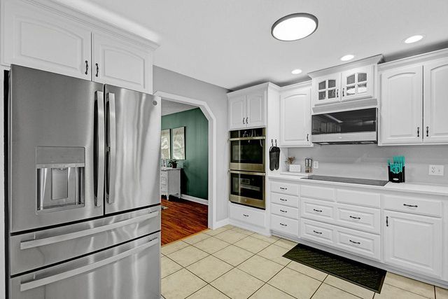 2114 Soderville Drive NE, Andover, MN 55304