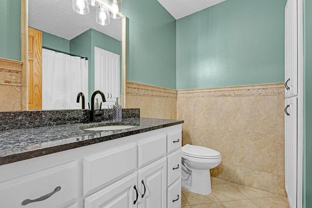 2114 Soderville Drive NE, Andover, MN 55304