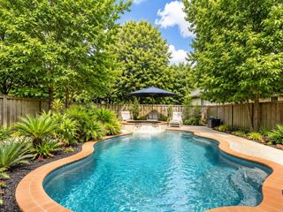 14 Doeskin Place, The Woodlands, TX 77382