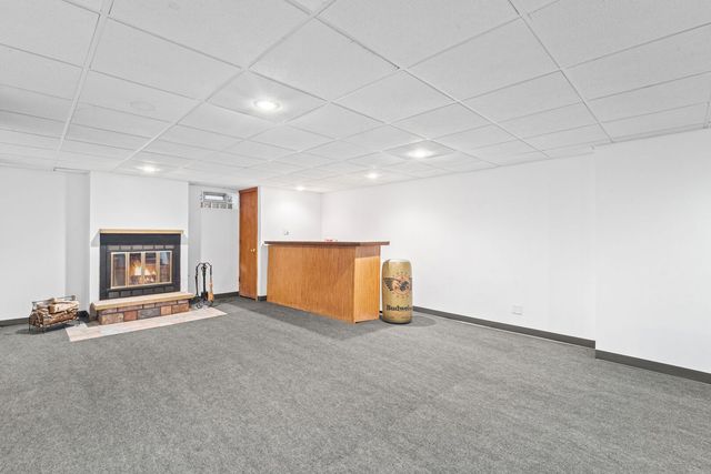 645 Flagstaff Lane, Hoffman Estates, IL 60169