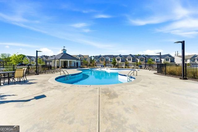 1665 Villageside Court, Lawrenceville, GA 30043