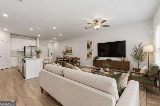 1665 Villageside Court, Lawrenceville, GA 30043