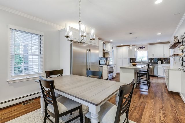 2 Harpers Hollow, Sandwich, MA 02537
