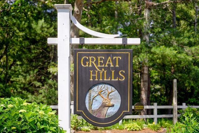2 Harpers Hollow, Sandwich, MA 02537