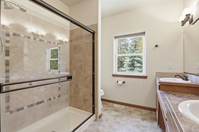 5003 N Elton Ln, Spokane, WA 99212