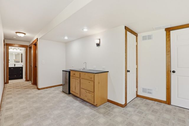 5003 N Elton Ln, Spokane, WA 99212