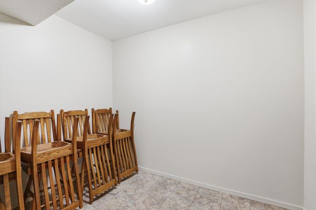5003 N Elton Ln, Spokane, WA 99212