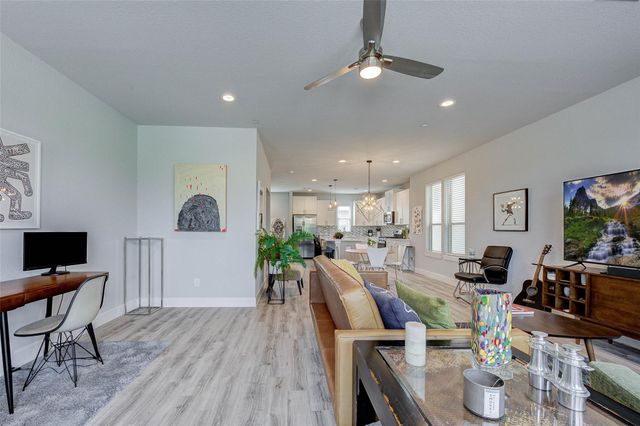 18732 Centro Main Street, Shenandoah, TX 77385