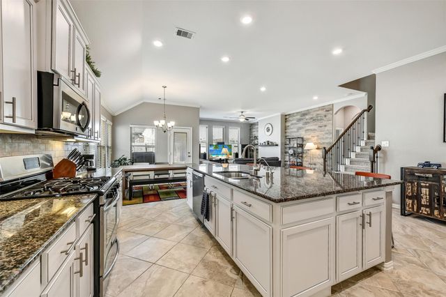 310 Bolton Drive, League City, TX 77573