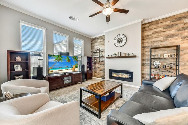 310 Bolton Drive, League City, TX 77573