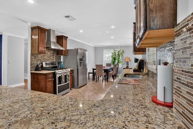 716 Bruce Way SW, Lilburn, GA 30047