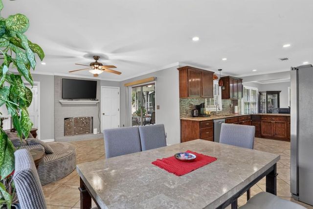 716 Bruce Way SW, Lilburn, GA 30047